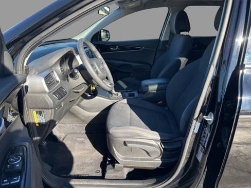 Used 2016 Kia Sorento LX image 12