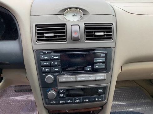 Used 2001 INFINITI I30 image 18