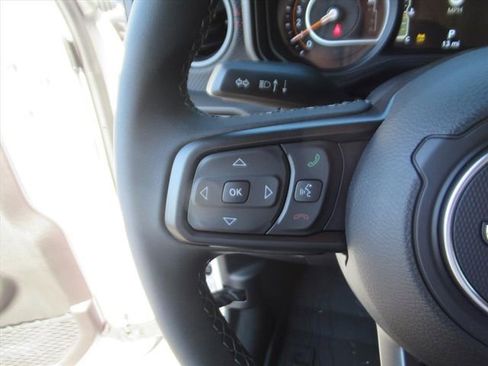 New 2026 Jeep Wrangler Unlimited Rubicon AWD/4WD image 19