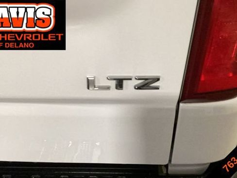 Used 2022 Chevrolet Silverado 1500 LTZ w/ LTZ Premium Package AWD/4WD image 7