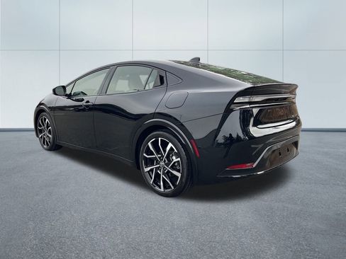 Used 2024 Toyota Prius Prime Premium image 7