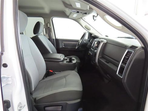 Used 2024 RAM 1500 Classic SLT AWD/4WD image 23