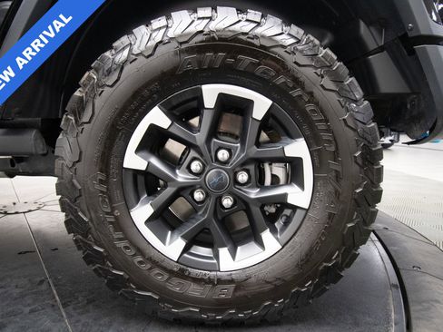 Used 2024 Jeep Wrangler Unlimited Rubicon 4xe image 23