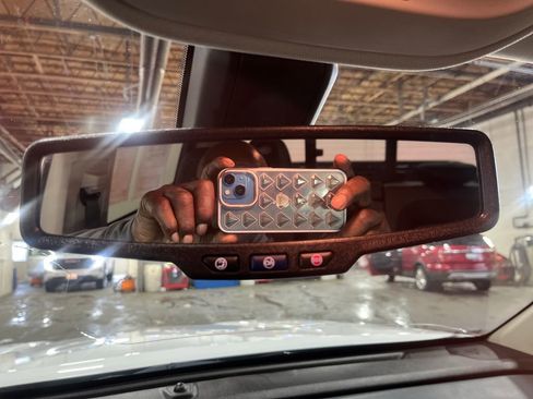 Used 2021 Chevrolet Colorado Z71 image 24