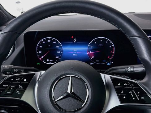 Certified 2026 Mercedes-Benz GLA 250 image 19