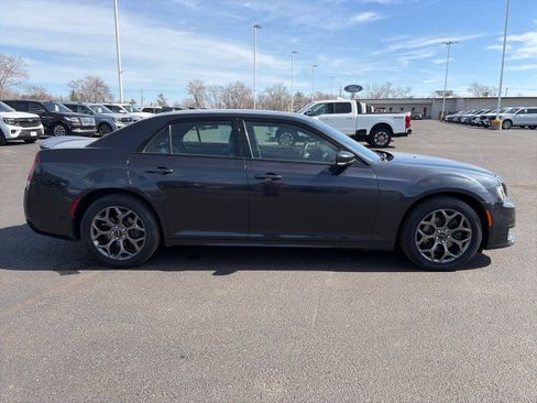Used 2017 Chrysler 300 S w/ 300S Premium Group image 6