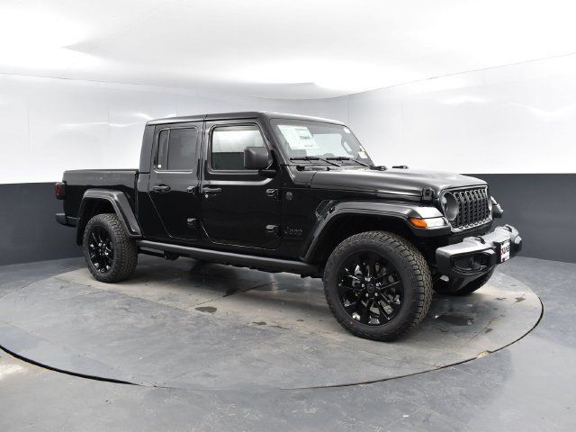 Used 2025 Jeep Gladiator Sport AWD/4WD image 5