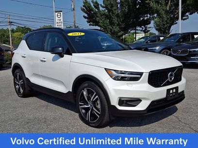 Used 2021 Volvo XC40 T5 R-Design w/ Advanced Package