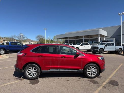 Used 2024 Ford Edge SEL image 6