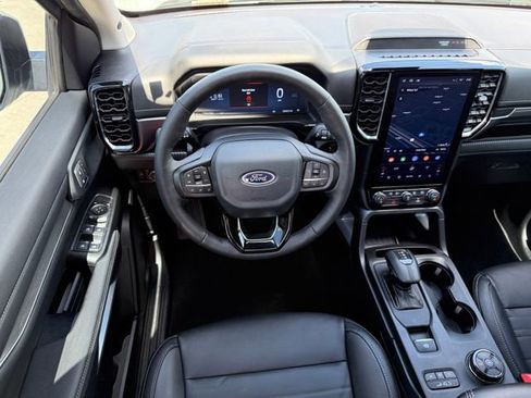 Used 2024 Ford Ranger Lariat w/ FX4 Off-Road Package image 28