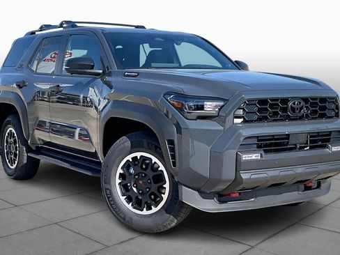New 2026 Toyota 4Runner TRD Off-Road Premium AWD/4WD image 2