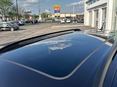 Used 2022 Volkswagen Atlas SE AWD/4WD image 18