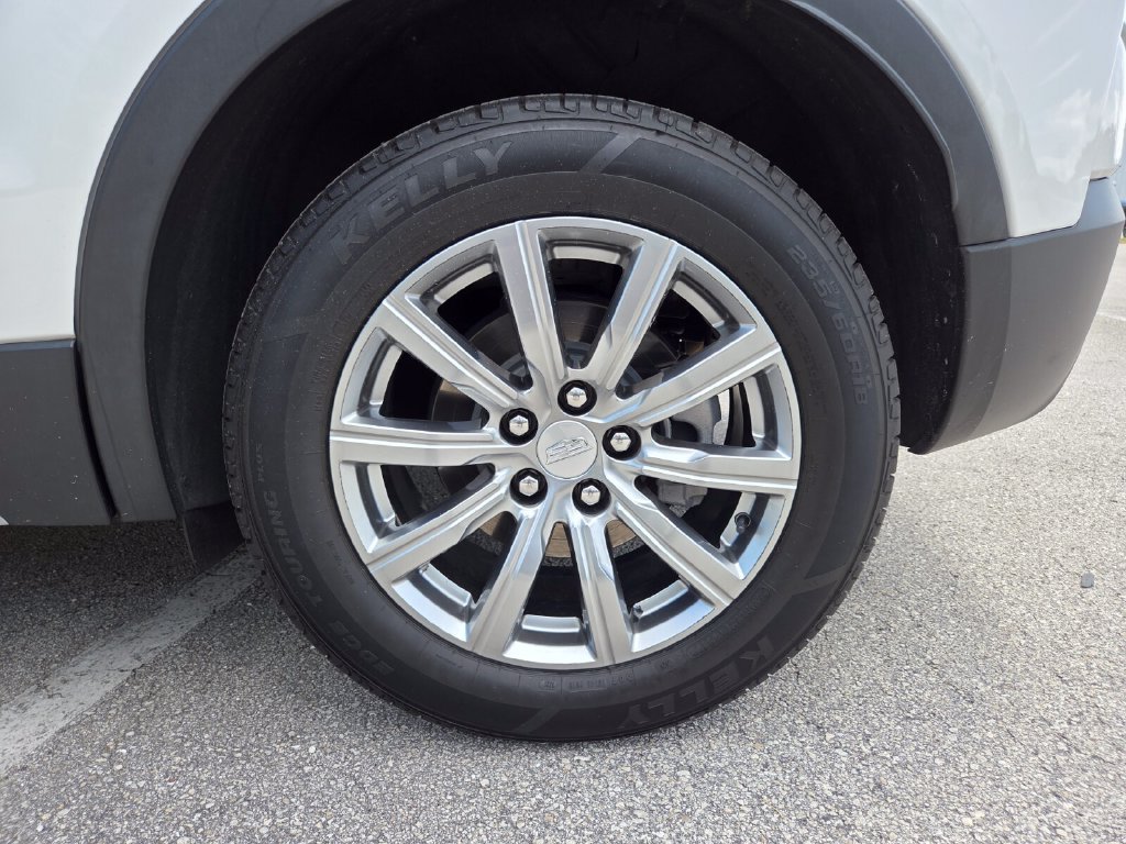 Used 2021 Cadillac XT4 Premium Luxury w/ Driver Awareness Package FWD image 21