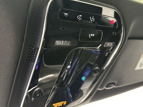 New 2025 Mercedes-Benz C 300 4MATIC Sedan image 32