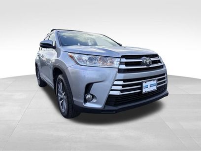 Used 2017 Toyota Highlander XLE