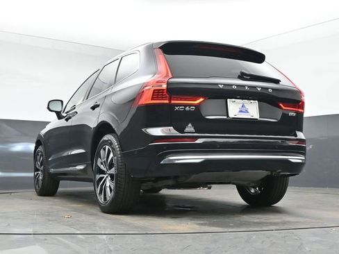 Used 2023 Volvo XC60 B5 Plus AWD/4WD image 43