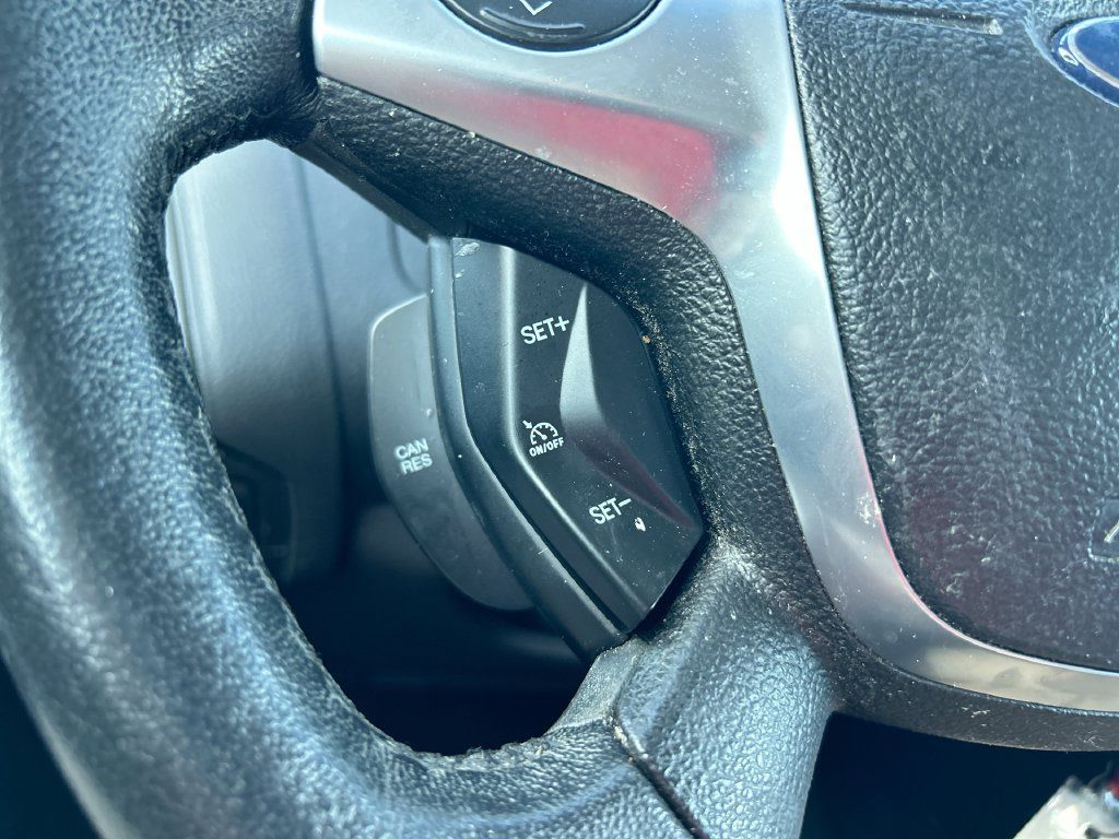 Used 2013 Ford Focus SE FWD image 17