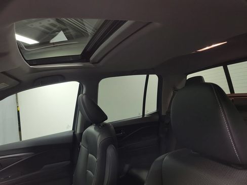 Used 2023 Honda Ridgeline RTL image 18
