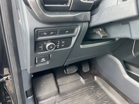 Certified 2022 Ford F150 XLT w/ Equipment Group 302A High image 10