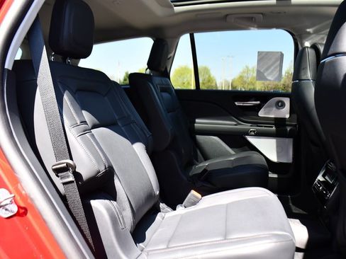 New 2026 Lincoln Aviator Reserve AWD/4WD image 17
