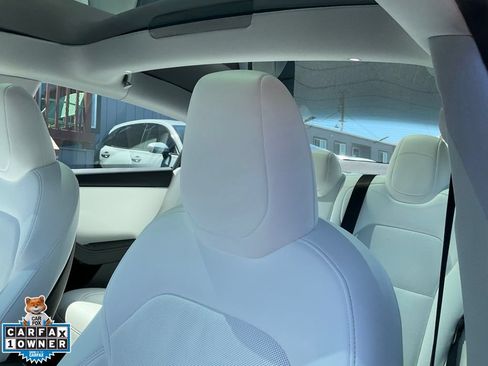 Used 2024 Tesla Model 3 Long Range AWD/4WD image 18