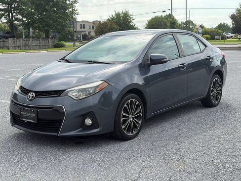 Used 2016 Toyota Corolla S FWD image 3