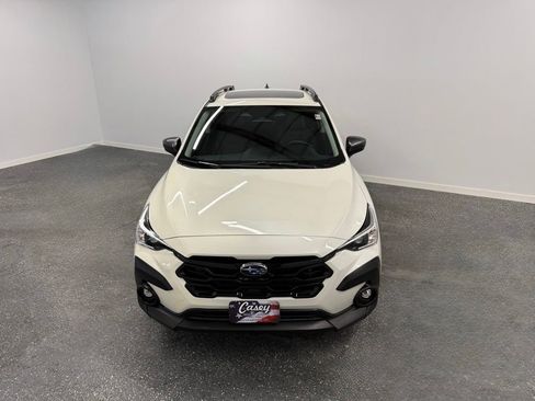 Used 2024 Subaru Crosstrek 2.0i Premium image 5