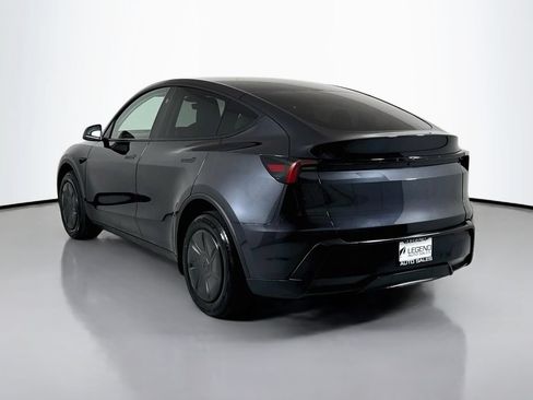 Used 2026 Tesla Model Y 2WD image 7