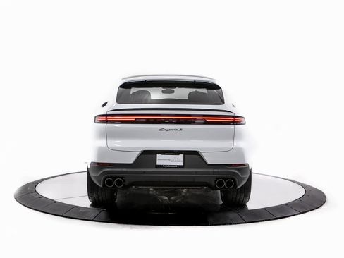 New 2026 Porsche Cayenne S image 6