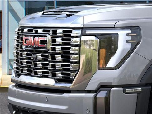 New 2026 GMC Sierra 2500 Denali image 13