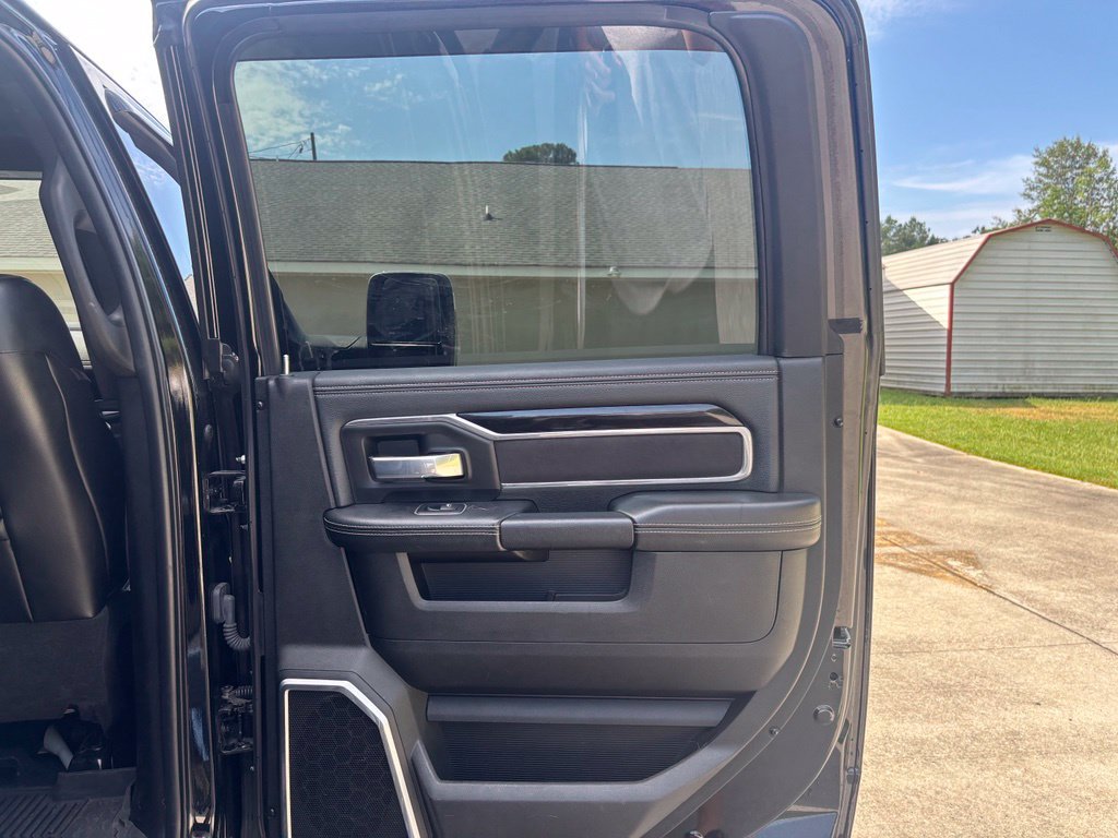 Used 2023 RAM 2500 Laramie AWD/4WD image 16