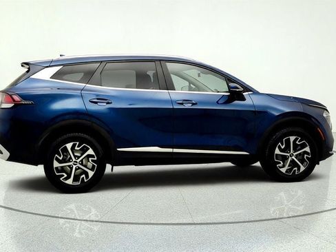 Used 2023 Kia Sportage EX AWD/4WD image 4