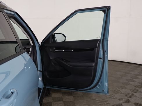 Used 2025 Kia Seltos S image 19