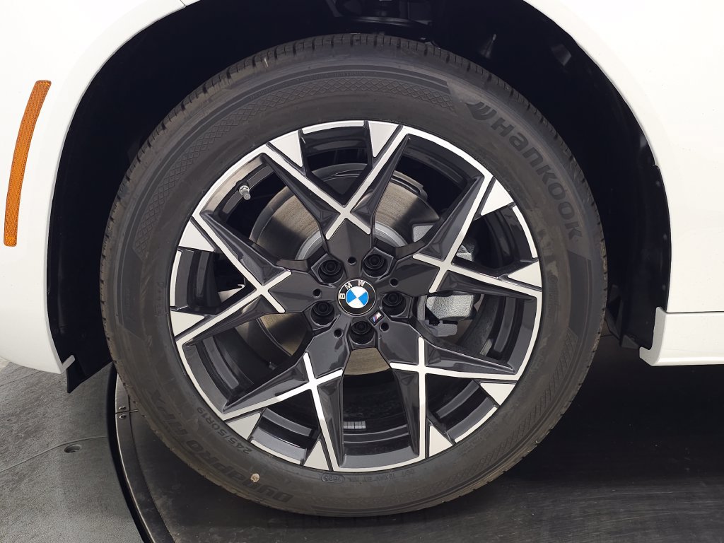 Used 2026 BMW X3 xDrive30i w/ M Sport Package AWD/4WD image 7