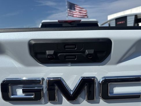 New 2026 GMC Sierra 2500 Denali Ultimate image 28