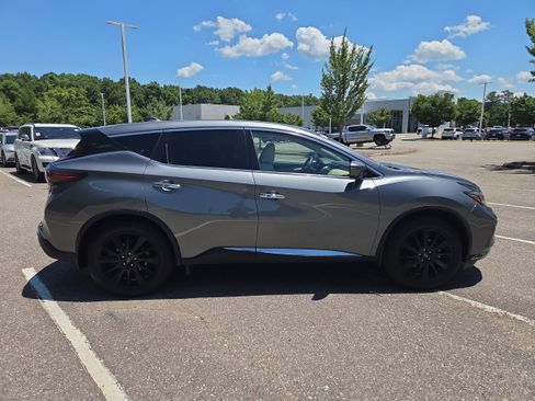 Used 2024 Nissan Murano SL AWD/4WD image 2