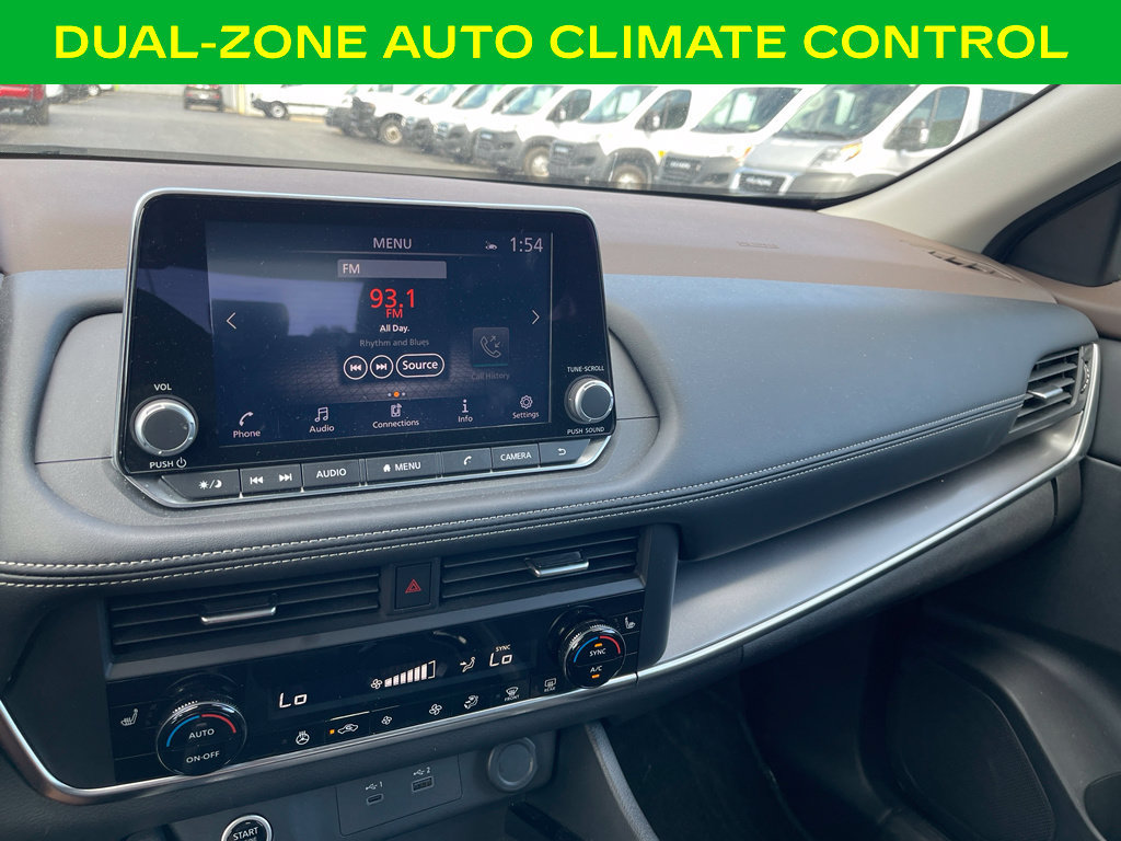 Used 2023 Nissan Rogue SV w/ SV Premium B Package AWD/4WD image 18