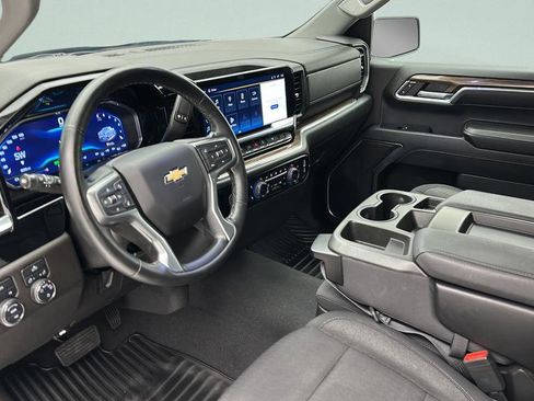 Used 2024 Chevrolet Silverado 1500 LT AWD/4WD image 14