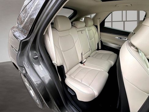 Used 2026 Genesis GV70 2.5T Select image 24