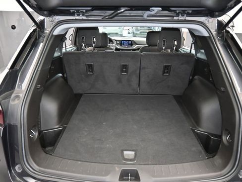 Used 2021 Chevrolet Blazer LT image 38