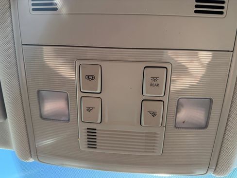 Used 2021 Volkswagen Jetta S image 32