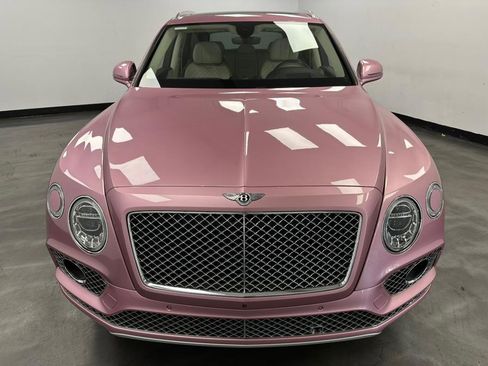 Used 2018 Bentley Bentayga image 11
