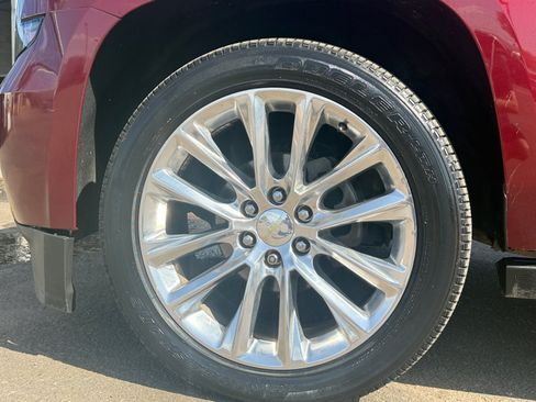 Used 2019 Chevrolet Tahoe Premier w/ Premier Plus Edition AWD/4WD image 11