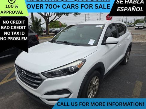 Used 2018 Hyundai Tucson SE image 1