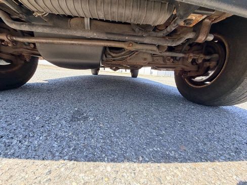 Used 2006 Ford E-350 and Econoline 350 XL RWD image 9