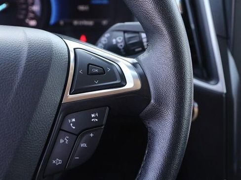 Certified 2024 Ford Edge SEL image 12