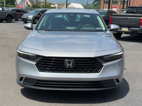 Certified 2023 Honda Accord EX image 18