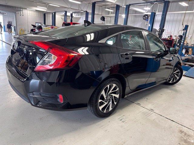 Used 2017 Honda Civic EX image 7