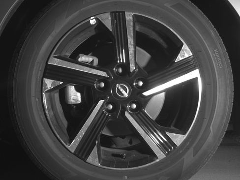 Used 2025 Nissan Sentra SV image 12