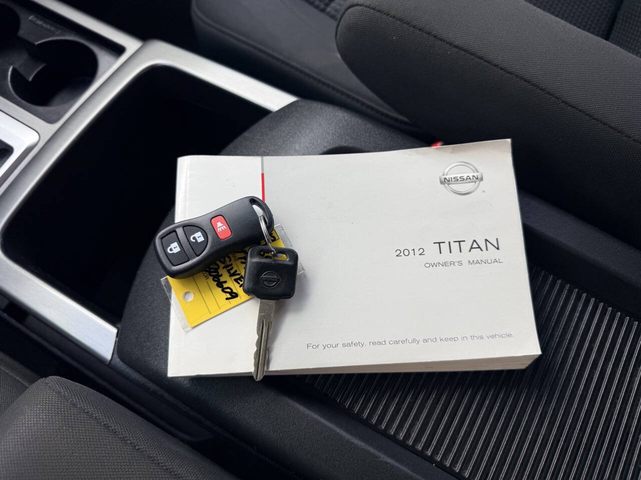 Used 2012 Nissan Titan SV w/ SV Value Truck Pkg RWD image 27